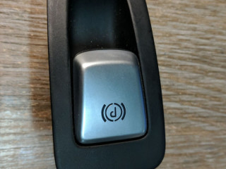 кнопка ручного тормоза (ручника) Mercedes-Benz C-Класс W205/S205/C205 2015, 2.0 л., M 274.920, бензин, АКПП, седан, правый руль, 2059056603, A2059056603