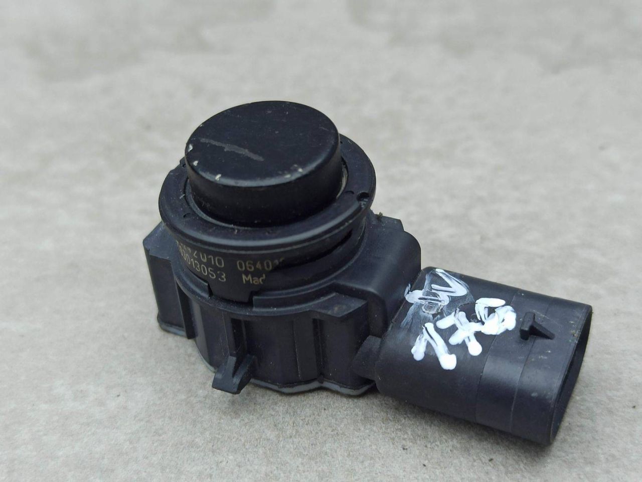 датчик парктроника Mercedes-Benz A-Класс W176 2015, A0009050242 - фото №1