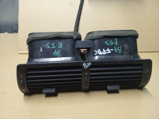 дефлектор обдува салона BMW X5 E53 2001, 4.6 л., бензин, АКПП, внедорожник 5 дв., 8402221