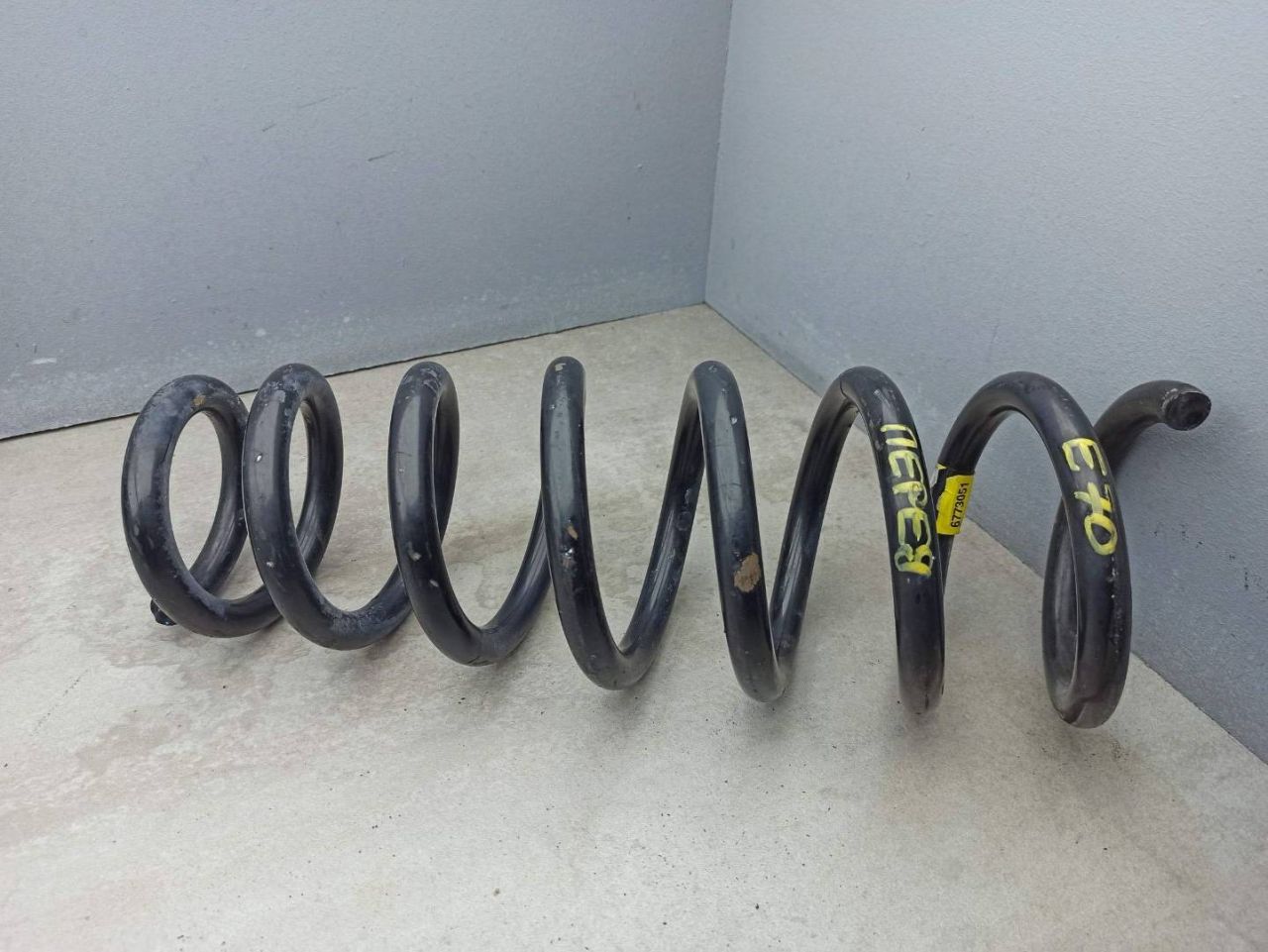 пружина передняя BMW X5 E70 (2006 - 2010), 6773051 - фото №1