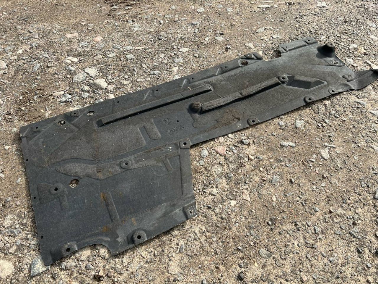 защита днища BMW 4 серия F32/F33 2016, 2.0 л., АКПП, кабриолет, 7241833 - фото №1