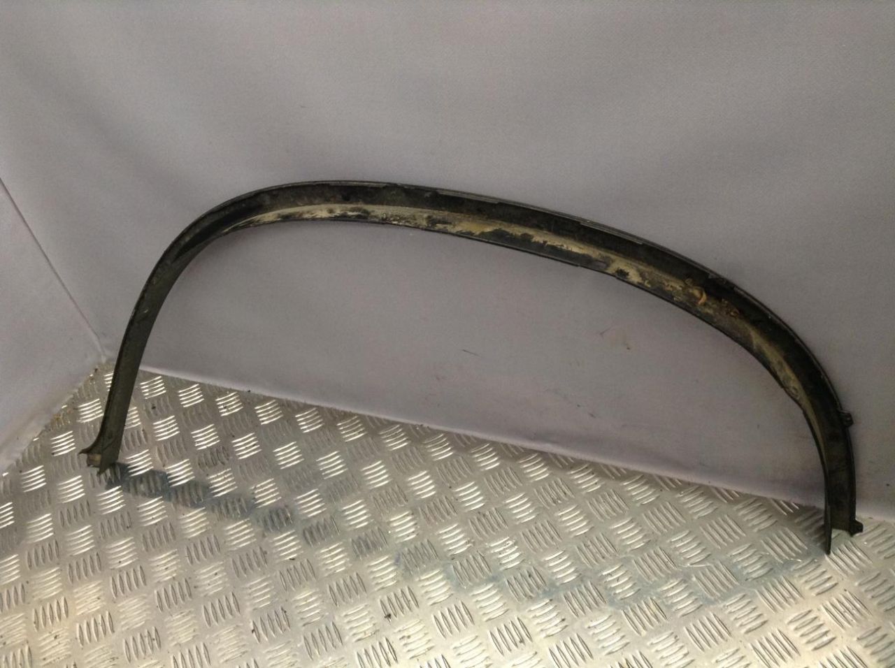 молдинг крыла BMW X6 E71/E72 2010, 3.0 л., N57 D30 A, дизель, АКПП, внедорожник 5 дв., 7176330 - фото №1