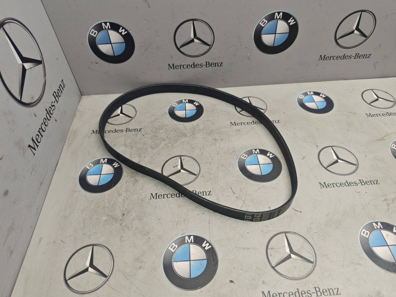 ремень генератора BMW 2025, 3.0 л., бензин, 9453611 - фото №1