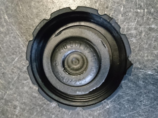 пробка расширительного бачка Mercedes-Benz CLS-Класс C219 2005, 3.0 л., OM 642.920, дизель, АКПП, черный, купе, A2105010715