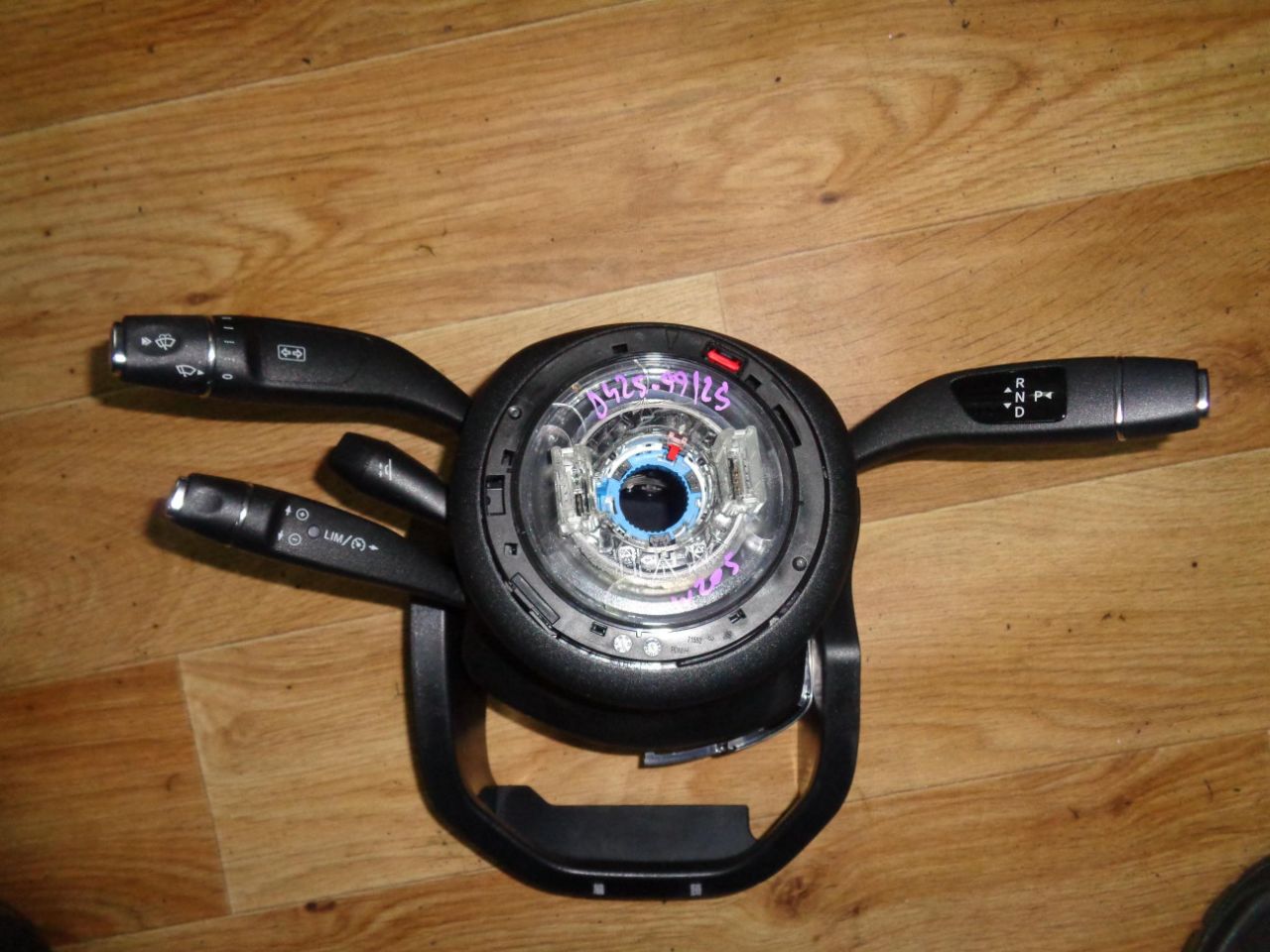 переключатель подрулевой (стрекоза) Mercedes-Benz C-Класс W205/S205/C205 2015, 2.0 л., M 274.920, бензин, АКПП, седан, правый руль, 2059008312 - фото №1