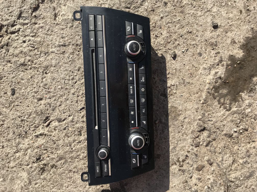 блок управления печки / климат-контроля BMW 7 серия F01/F02 2009, 4.4 л., N63 B44 A, бензин, АКПП, седан, 9224751 - фото №1