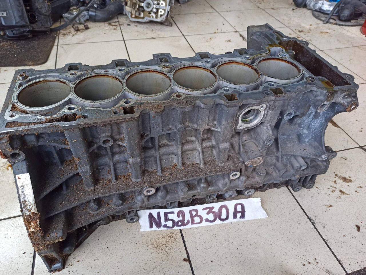 блок цилиндров BMW 3 серия E90/E91/E92/E93 2007, 2.5 л., N52 B25 AE, бензин, полный привод - фото №1