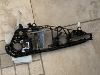 скелет ручки двери передней левой BMW X6 F16 2017, 3.0 л., N57 D30 B, дизель, АКПП, внедорожник 5 дв., 7401209