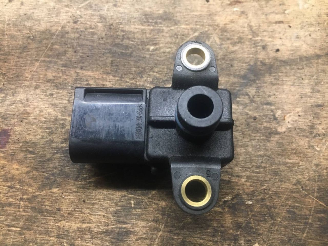 датчик абсолютного давления BMW X5 E70 2007, 4.8 л., бензин, 7542623 - фото №1