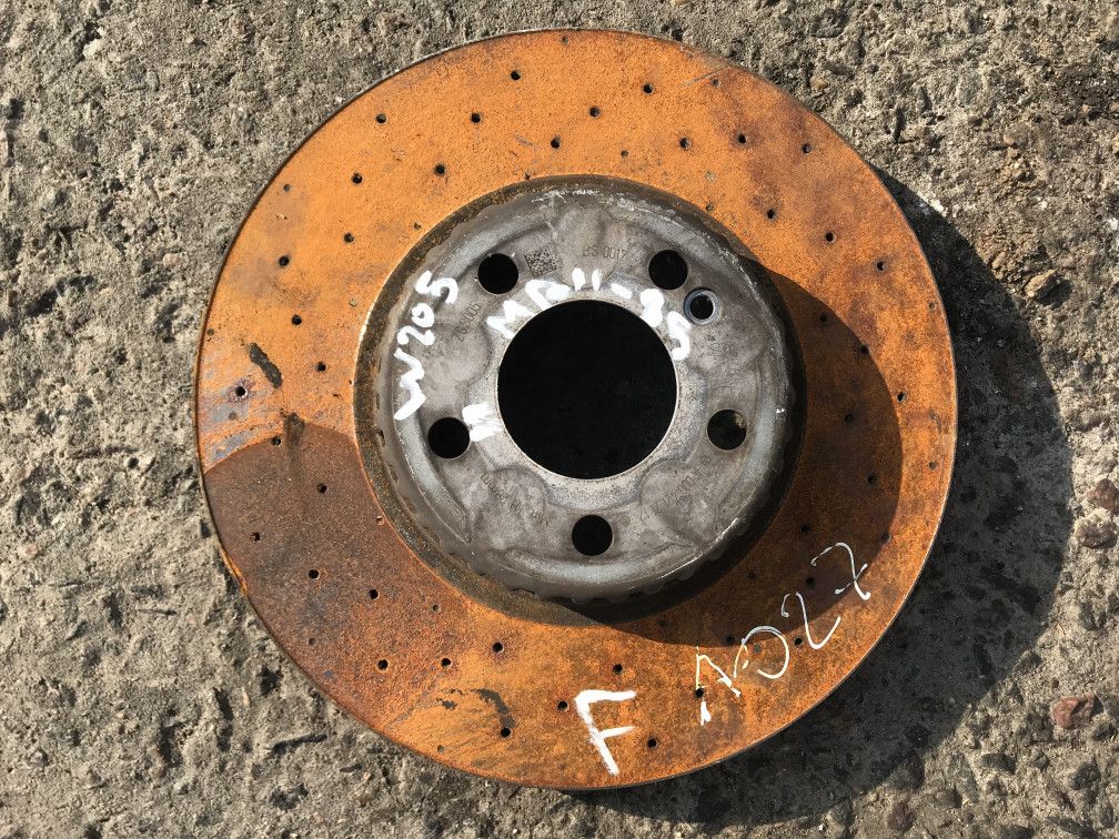 диск тормозной передний Mercedes-Benz C-Класс W205/S205/C205 2015, 2.1 л., OM 651.921, дизель, АКПП, универсал - фото №1