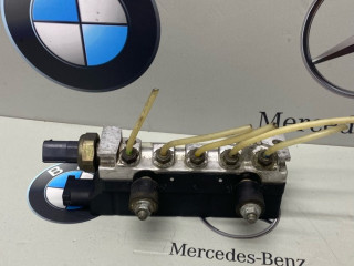 клапана пневмоподвески Mercedes-Benz S-Класс W220 2002, A2203200258