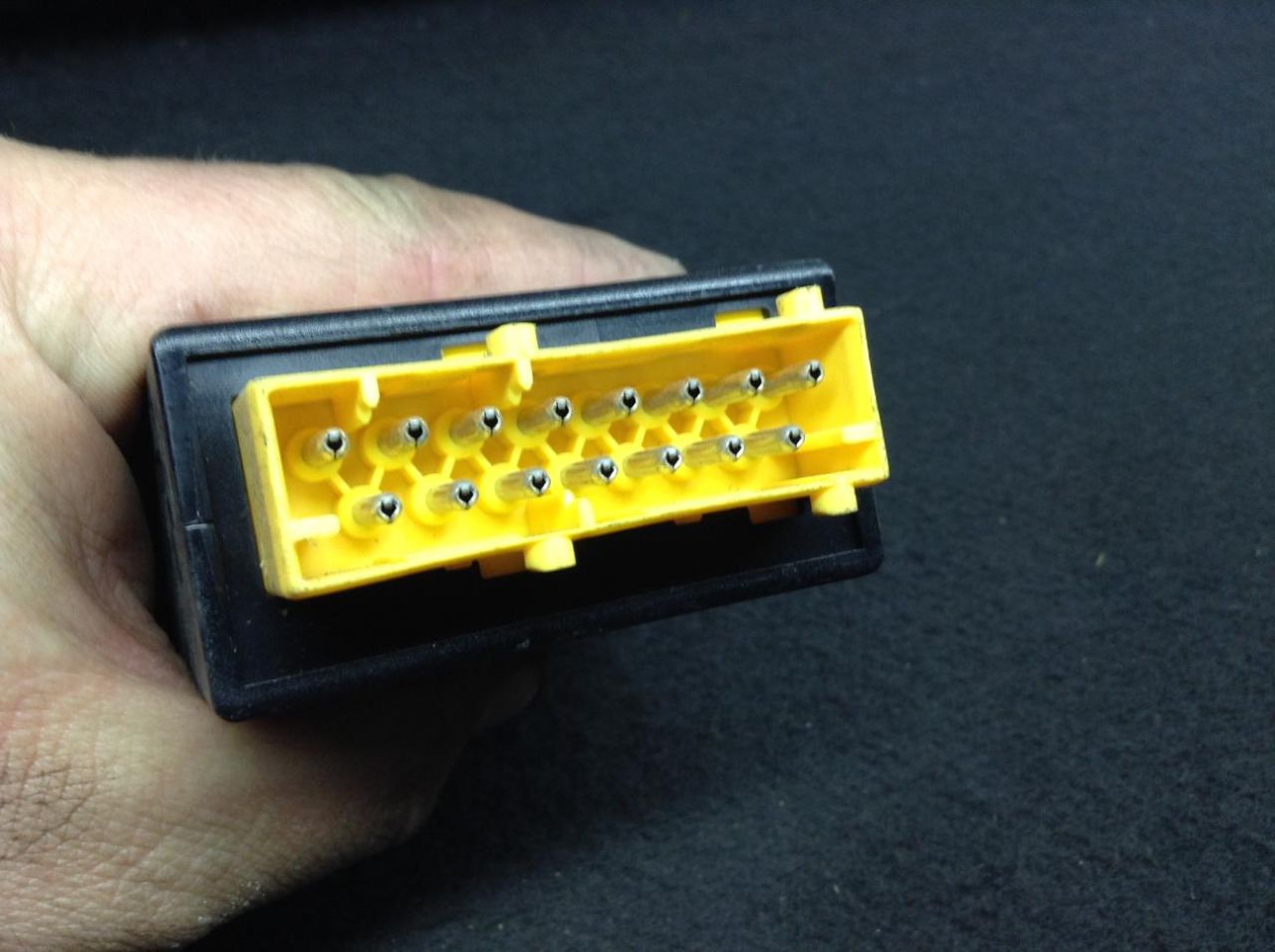 Иммобилайзер BMW 3 серия E36 1996, 2.0 л., бензин, АКПП, седан, 8362277 - фото №1