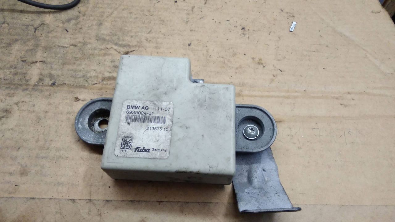 антенна BMW 5 серия E60/E61 2006, 6935024 - фото №1