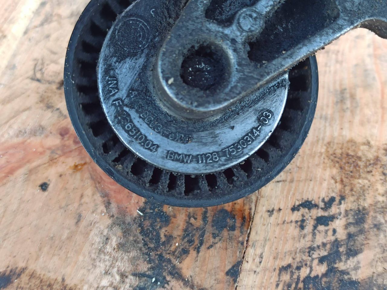 натяжитель BMW 5 серия E60/E61 2006, 3.0 л., N52 B30 A, бензин, 7530314 - фото №1