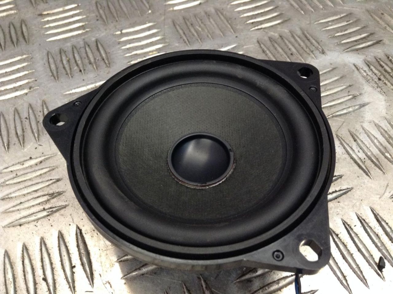 динамик двери BMW 2012, 3.0 л., N55 B30 A, бензин, АКПП, хетчбэк 5 дв., 9240641 - фото №1