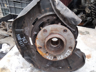 кулак BMW 3 серия E90/E91/E92/E93 [рестайлинг] 2008, 2.0 л., N47 D20 C, дизель, АКПП, универсал