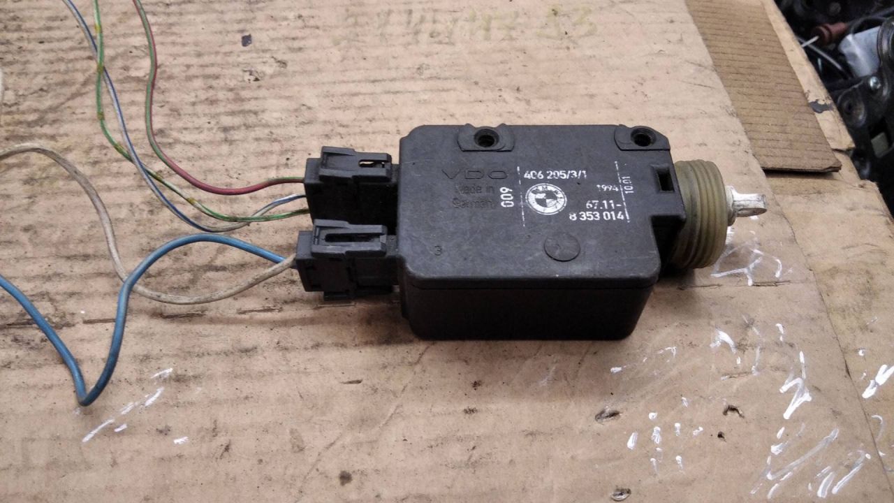 активатор замка крышки топливного бака BMW 3 серия E36 1996, 8353014 - фото №1