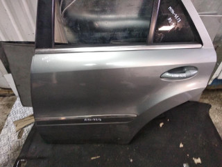 дверь задняя левая Mercedes-Benz M-Класс W164 [рестайлинг] 2010, 3.0 л., OM 642.820, дизель, АКПП, серебристый, внедорожник 5 дв., правый руль