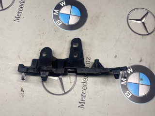 Крепления ( кронштейн ) крыла передний левый BMW 2023, 3.0 л., B58 B30 A, бензин, 475, 9881247