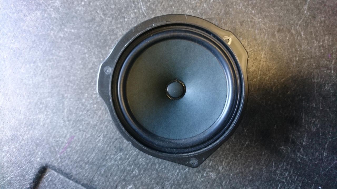 динамик двери Mercedes-Benz M-Класс W166 2015, 3.0 л., OM 642.826, дизель, АКПП, cthsq, внедорожник 5 дв., A2049062401 - фото №1