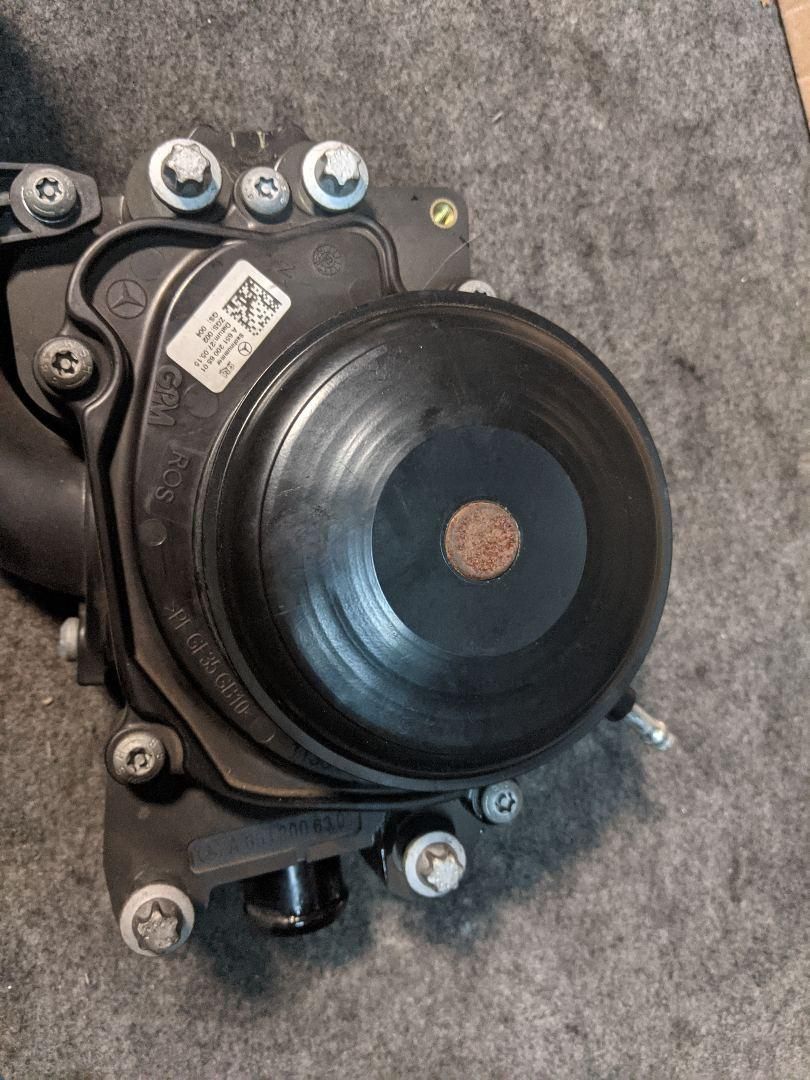 помпа Mercedes-Benz GL-Класс X166 2015, 2.1 л., OM 651.960, дизель, АКПП, 6512006501, A6512006501 - фото №1