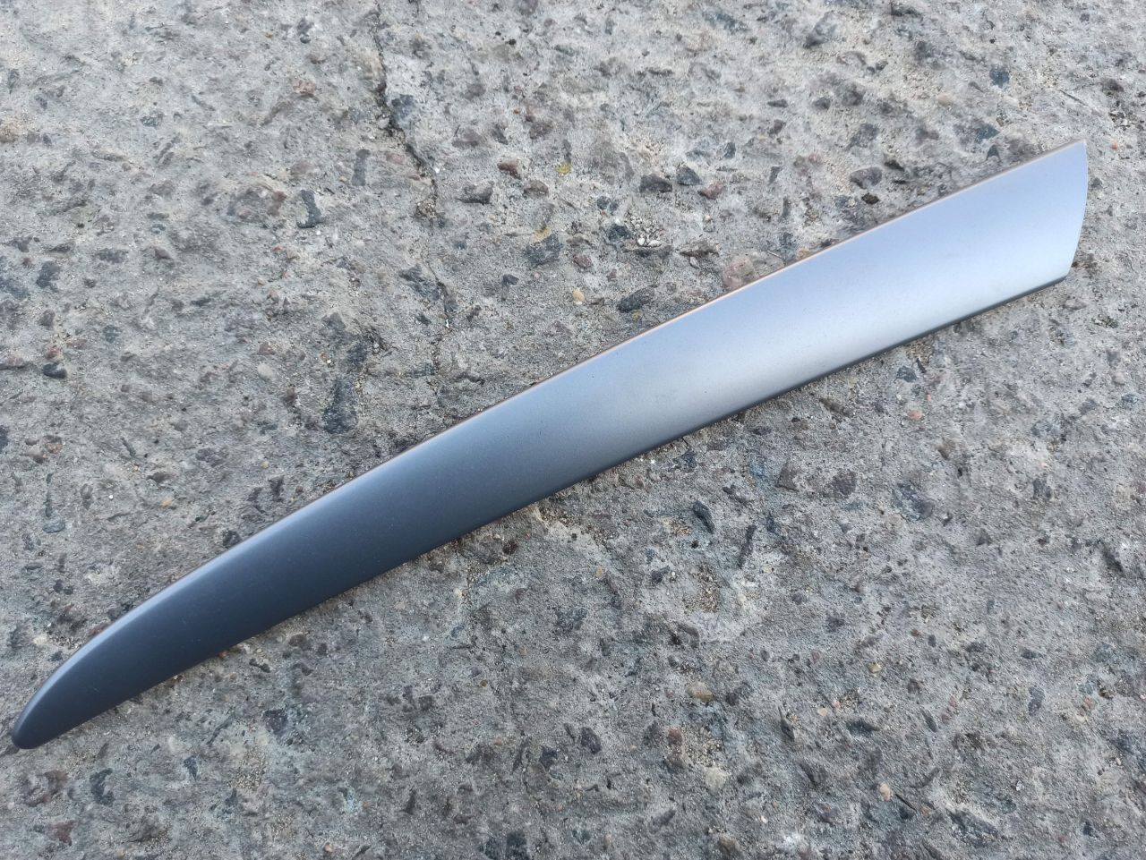 молдинг двери задней левой BMW X5 E53 2003, 3.0 л., дизель, 8265479 - фото №1