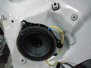 динамик двери BMW X5 F15 2018, 3.0 л., N57 D30 C, дизель, АКПП, белый, внедорожник 5 дв., 65139286367