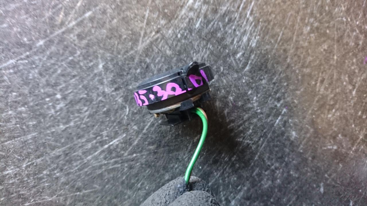 динамик высокочастотный (пищалка) Mercedes-Benz CLS-Класс C219 2007, 3.0 л., OM 642.920, дизель, АКПП, купе, A2118200202 - фото №1