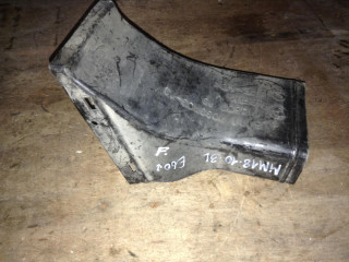 воздуховод (дефлектор) радиатора BMW 5 серия E60/E61 [рестайлинг] 2008, 3.0 л., N53 B30 A, бензин, АКПП, седан, 7033703