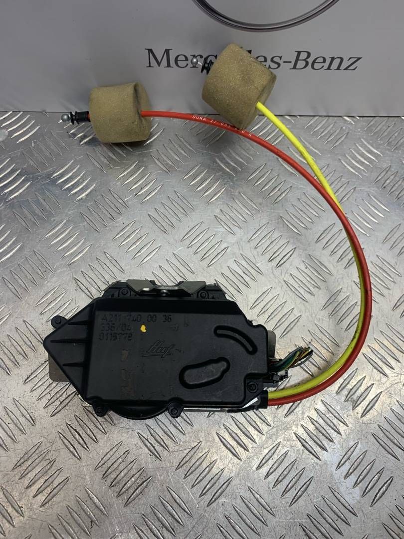 замок багажника Mercedes-Benz M-Класс W164 (2005 - 2008), A2117400036 - фото №1