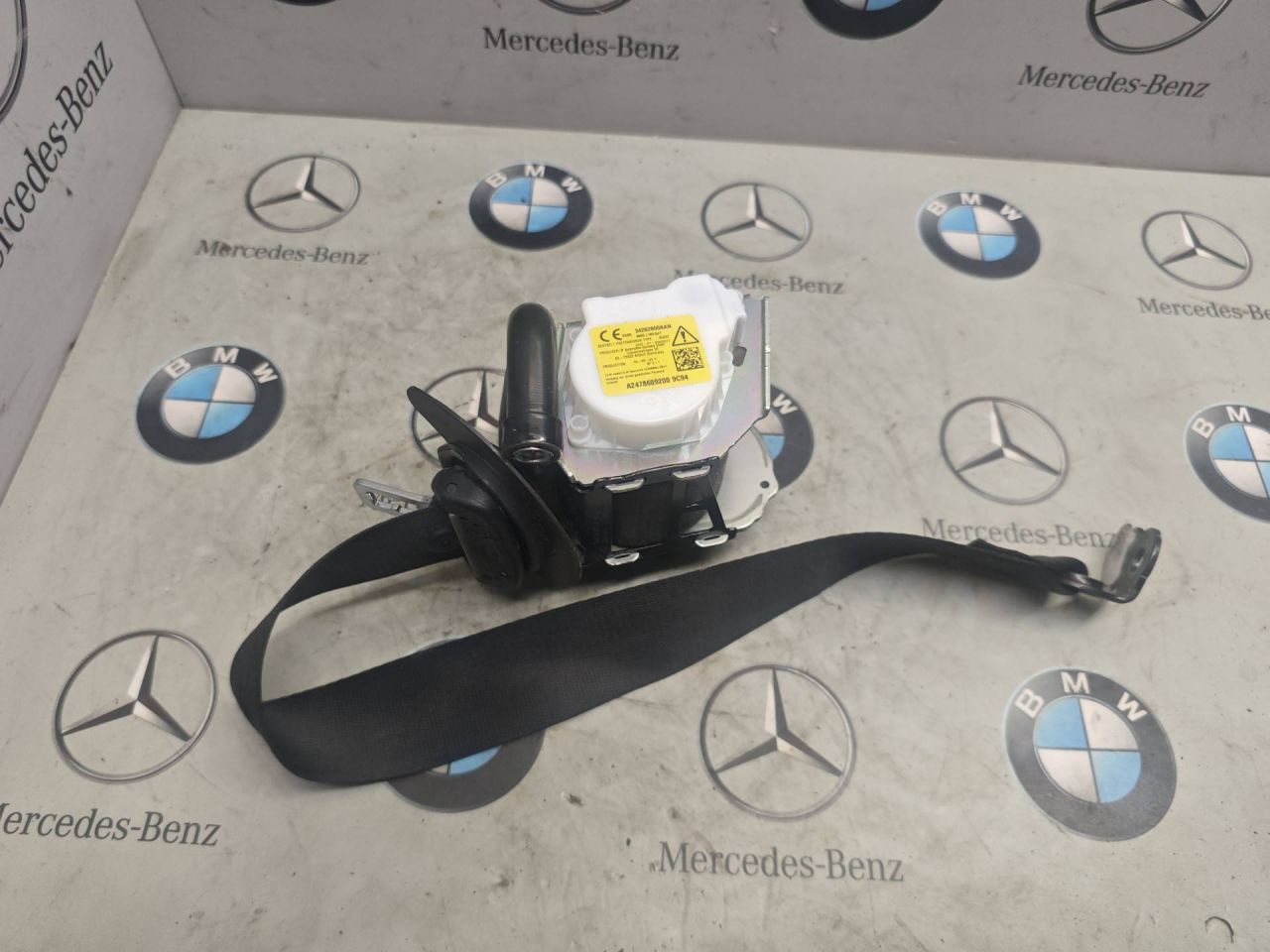 ремень безопасности Mercedes-Benz GLB-Класс 1 поколение 2022, бензин, задний привод, A2478609200 - фото №1