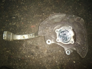 кулак поворотный правый Mercedes-Benz C-Класс W205/S205/C205 2015, 2.0 л., M 274.920, бензин, АКПП, седан, правый руль, A2052200