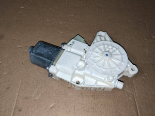 моторчик стеклоподъемника задний правый Mercedes-Benz E-Класс W212/S212/C207/A207 2010, 2.2 л., дизель, АКПП, седан, задний привод, правый руль, A2048200642, 0130822504