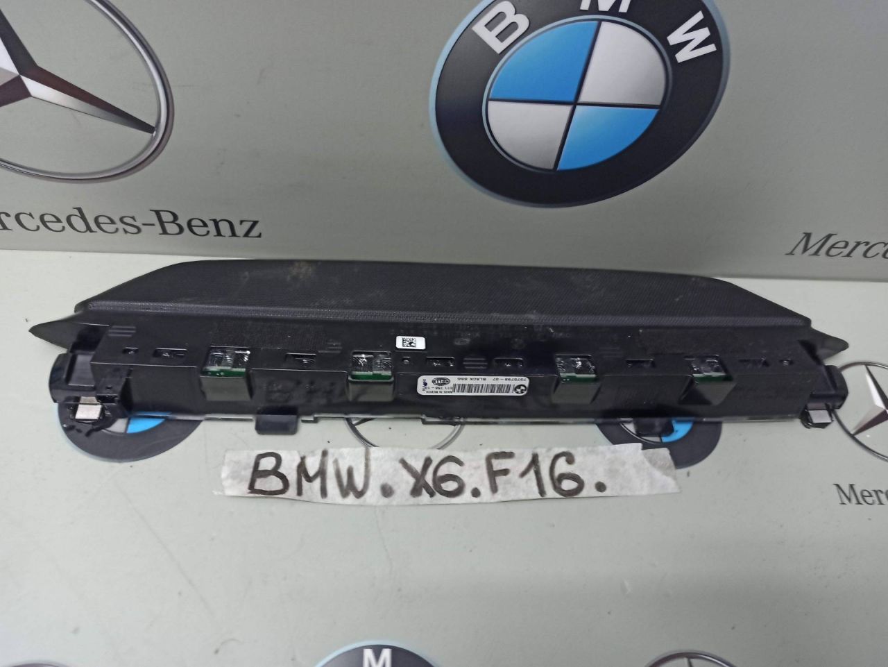 дополнительный стоп-сигнал BMW X6 F16 2016, 3.0 л., бензин, правый руль, 7375798 - фото №1