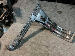 Крепление бампера переднего Mercedes-Benz C-Класс W205/S205/C205 2015, 2.0 л., M 274.920, бензин, АКПП, седан, правый руль, 2058801702, A2058801702