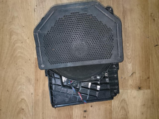 сабвуфер BMW 2008, 2.0 л., N43 B20 A, бензин, АКПП, синий, хетчбэк 5 дв., 43040741982