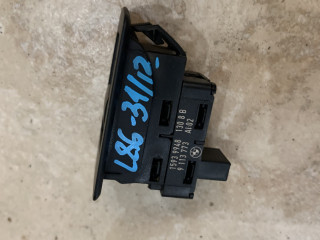 кнопка стеклоподъемника двери BMW 5 серия E60/E61 [рестайлинг] 2008, 3.0 л., дизель, АКПП, седан, 9113773