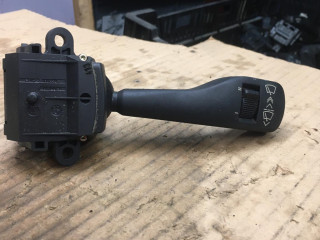 переключатель дворников BMW 5 серия E39 [рестайлинг] 2003, 2.5 л., бензин, АКПП, седан, 8363669