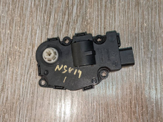 моторчик заслонки печки Mercedes-Benz E-Класс W212/S212/C207/A207 2010, 2.2 л., дизель, АКПП, седан, задний привод, правый руль, EFB330