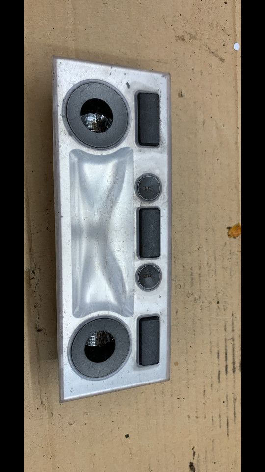 фонарь салона (плафон) BMW 7 серия E65/E66/E67 (2001 - 2005), 8379701 - фото №1