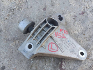 кронштейн двигателя BMW 2011, 2.5 л., N52 B25 AF, бензин, 6775911