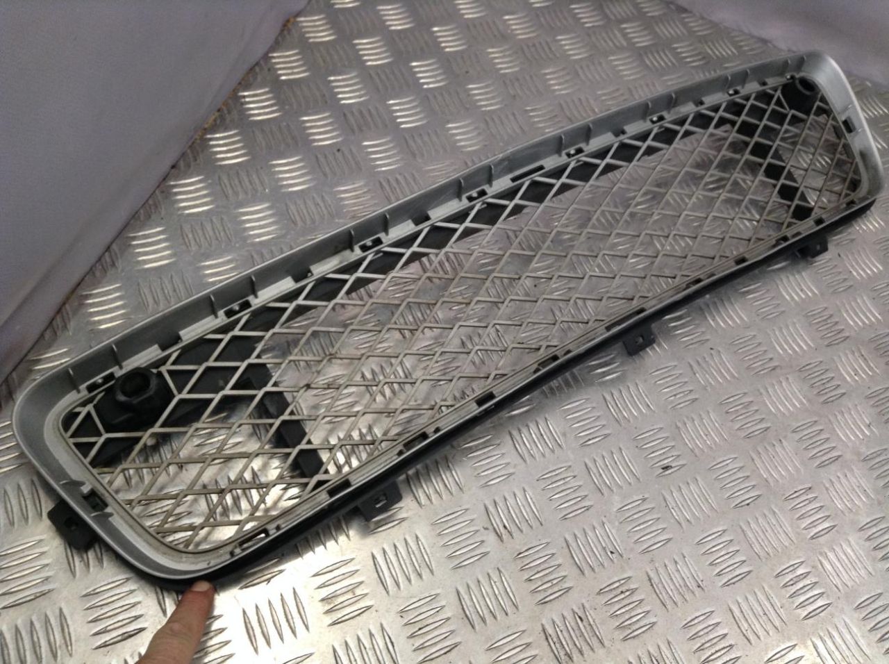 заглушка (решетка) в бампер BMW X5 E70 2009, 3.0 л., дизель, АКПП, внедорожник 5 дв. - фото №1