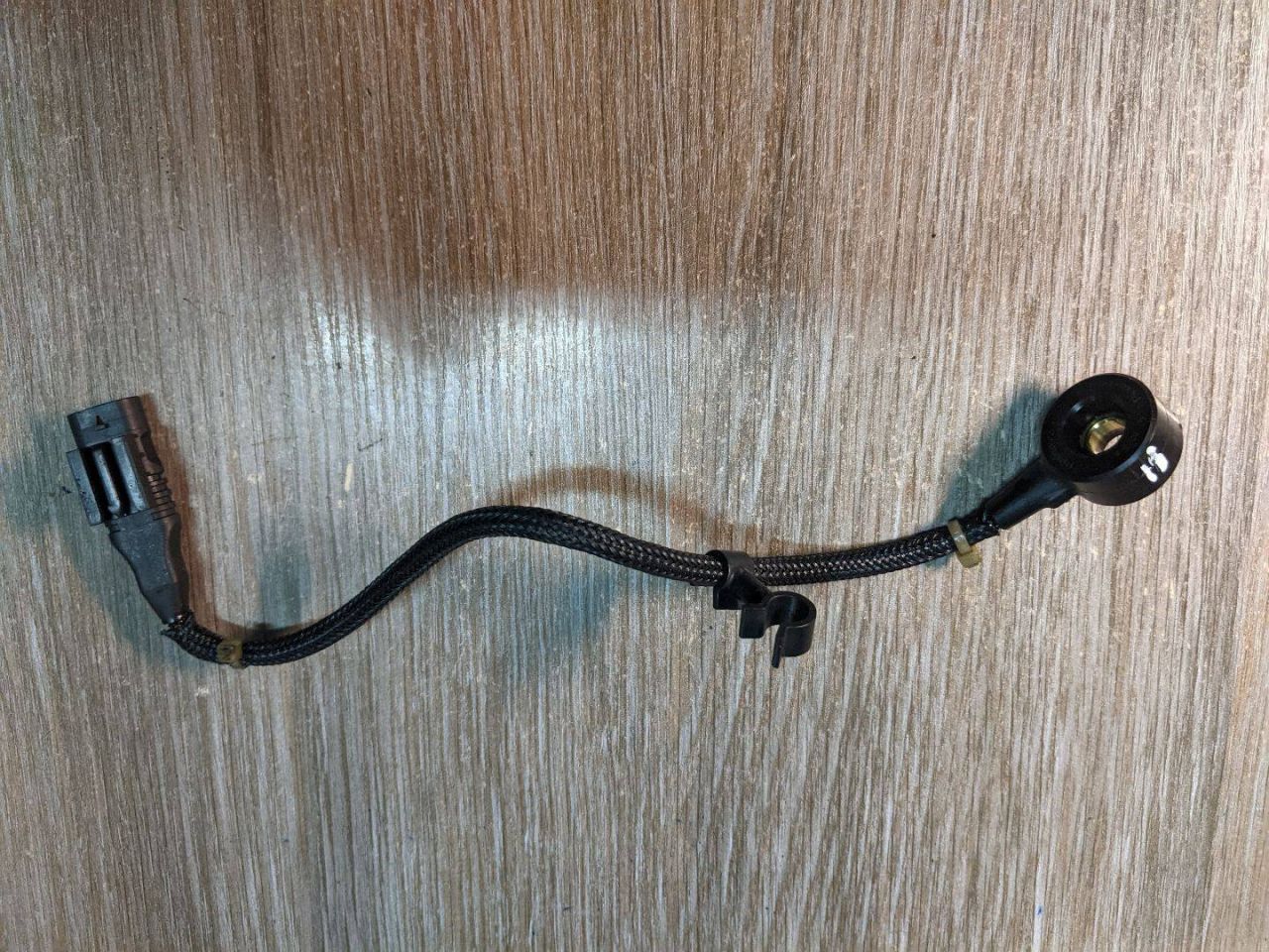 датчик детонации Mercedes-Benz E-Класс W212/S212/C207/A207 2010, 2.2 л., дизель, АКПП, седан, задний привод, правый руль, 0071531228, A0071531228 - фото №1