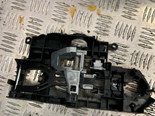 скелет ручки двери передней левой BMW 2016, 2.0 л., B47 D20 A, дизель, АКПП, черный, седан, 7564911