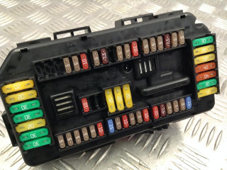 блок предохранителей BMW X6 F16 2017, 3.0 л., N57 D30 B, дизель, АКПП, внедорожник 5 дв., 4199561