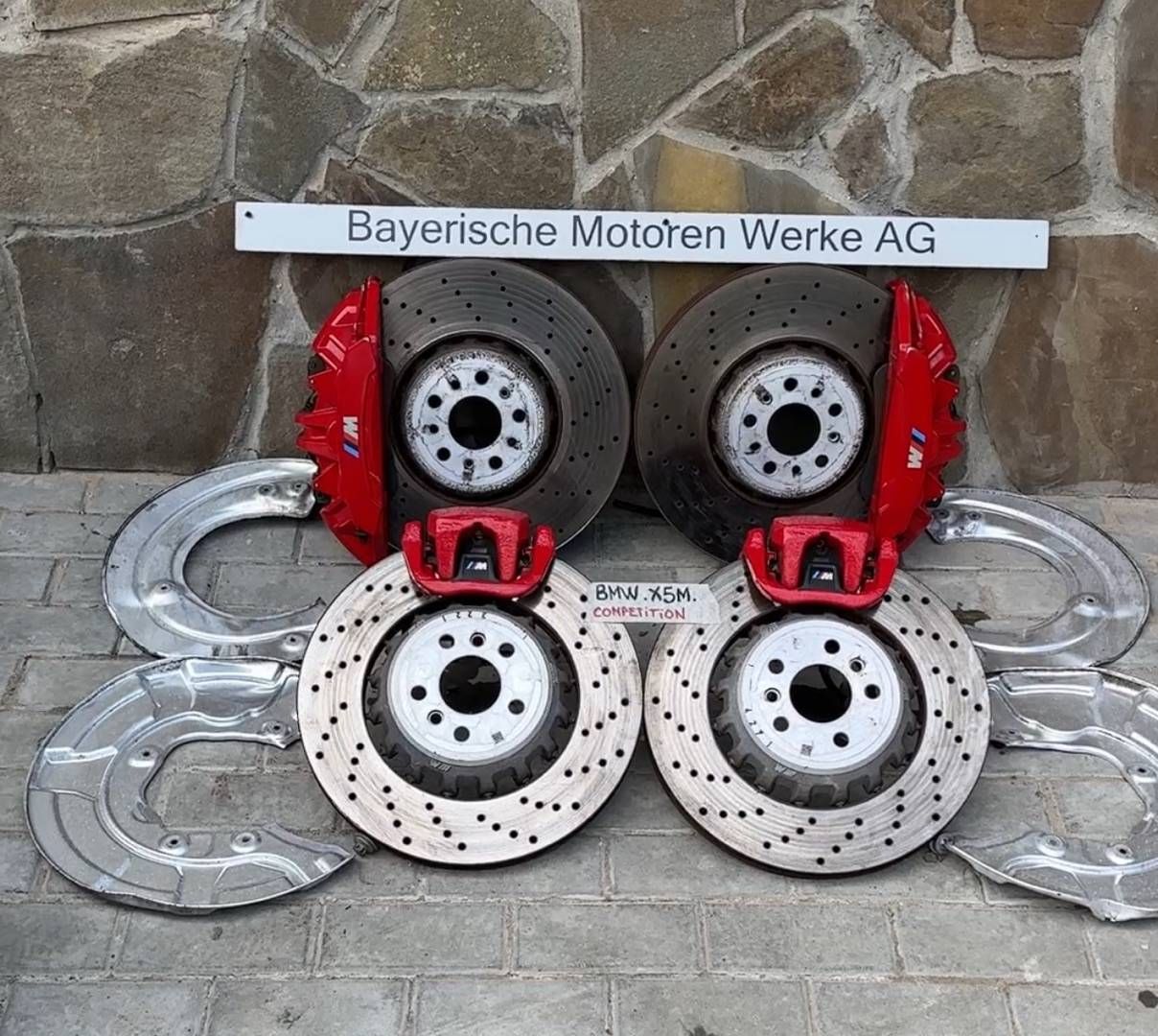 комплект тормозов BMW X5 M F95 2021, 4.4 л., бензин, полный привод - фото №1