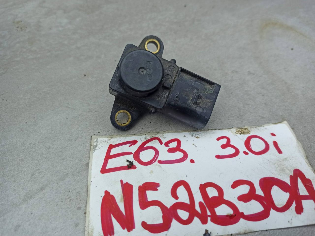 датчик абсолютного давления BMW 6 серия E63/E64 2007, 3.0 л., N52 B30 A, бензин, 7542623, 7543623 - фото №1