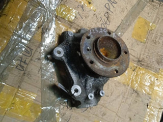 кулак поворотный правый BMW 1 серия E81/E82/E87/E88 [рестайлинг] 2007, 2.0 л., N43 B20 A, бензин, МКПП, хетчбэк 5 дв.