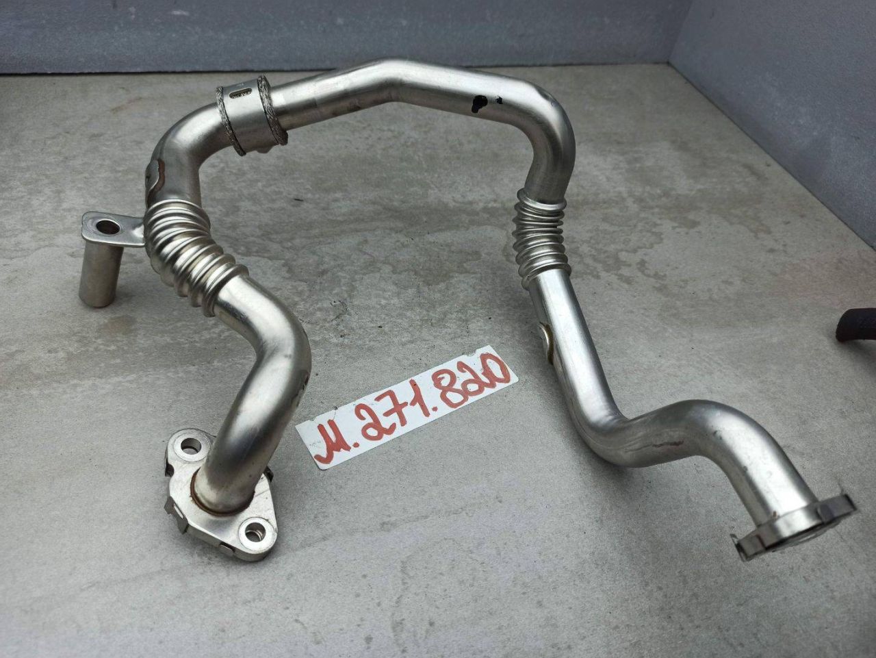 трубка системы рециркуляции EGR Mercedes-Benz 2013, 1.8 л., M 271.820, бензин, A2711401212 - фото №1