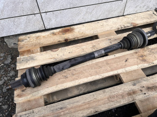 полуось задняя (приводной вал, ШРУС) BMW 7 серия F01/F02 2009, 4.4 л., N63 B44 A, бензин, 7566086